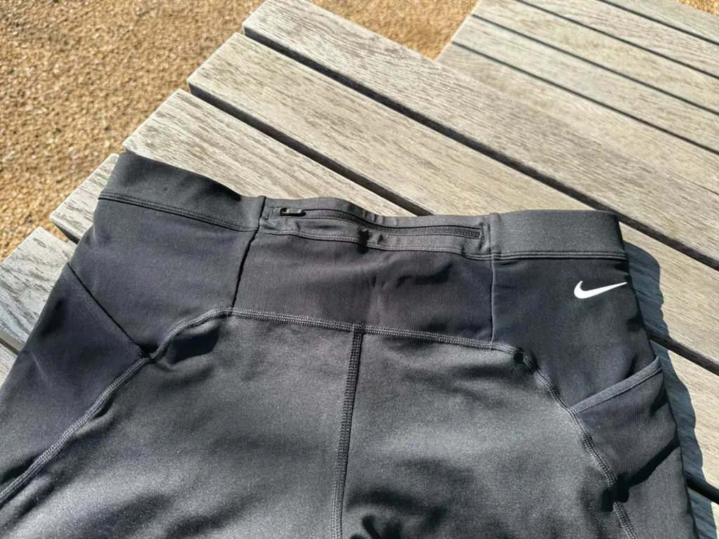 An overall shot of the rear pocket area, showing the zippered center pocket and how the side pockets extend all the way back to meet it