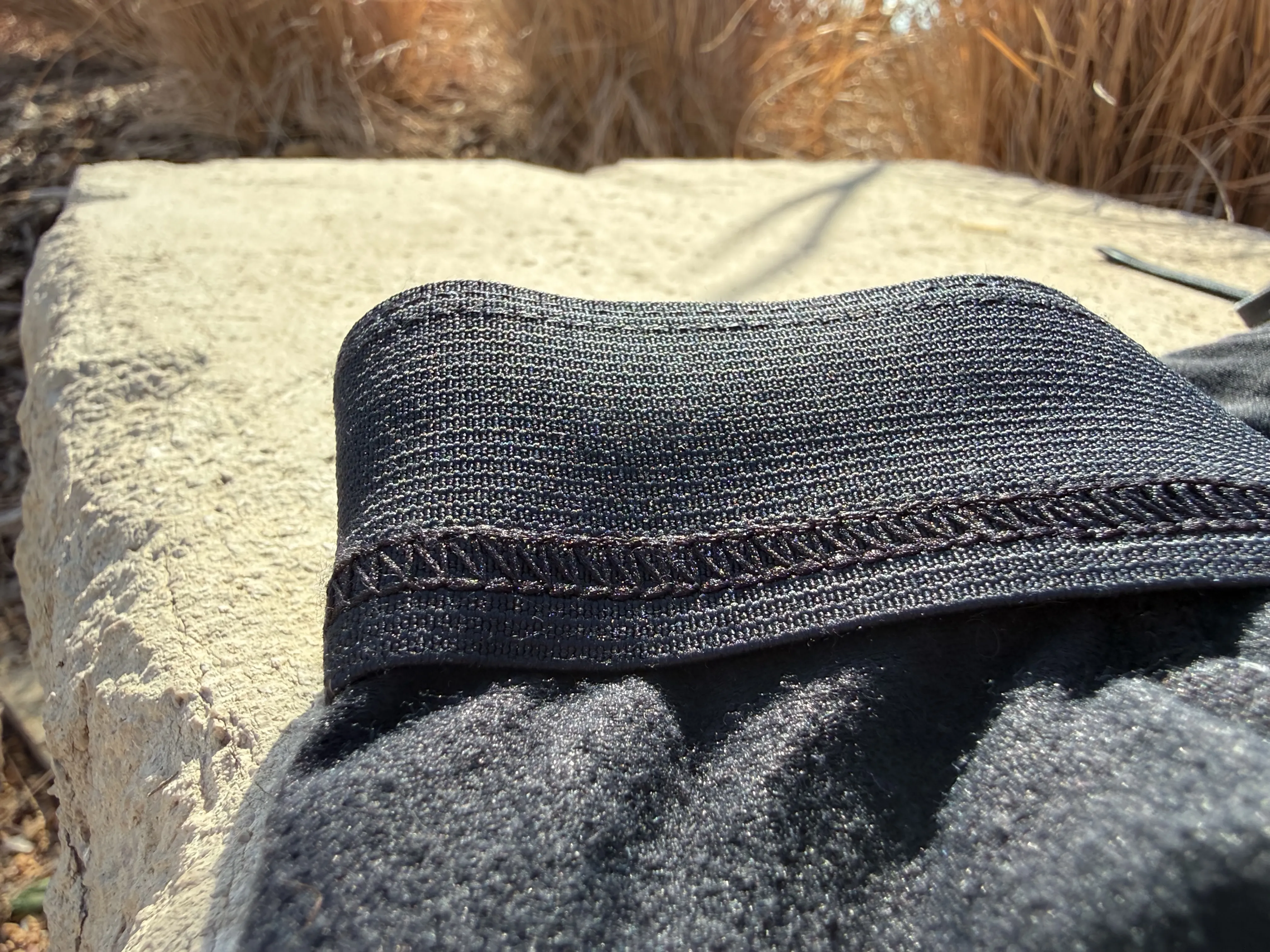 A closeup of the utilitarian, but effective, waistband